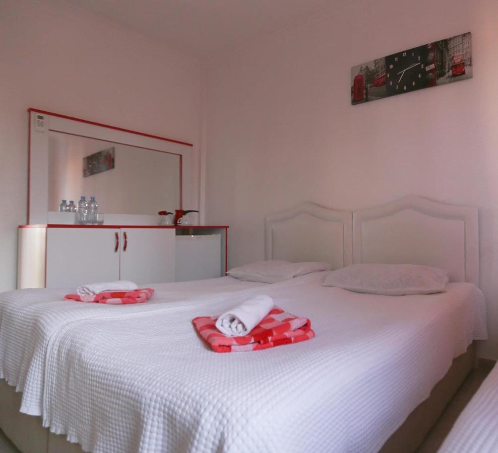 Theodora Hotel Ureki Ngoại thất bức ảnh