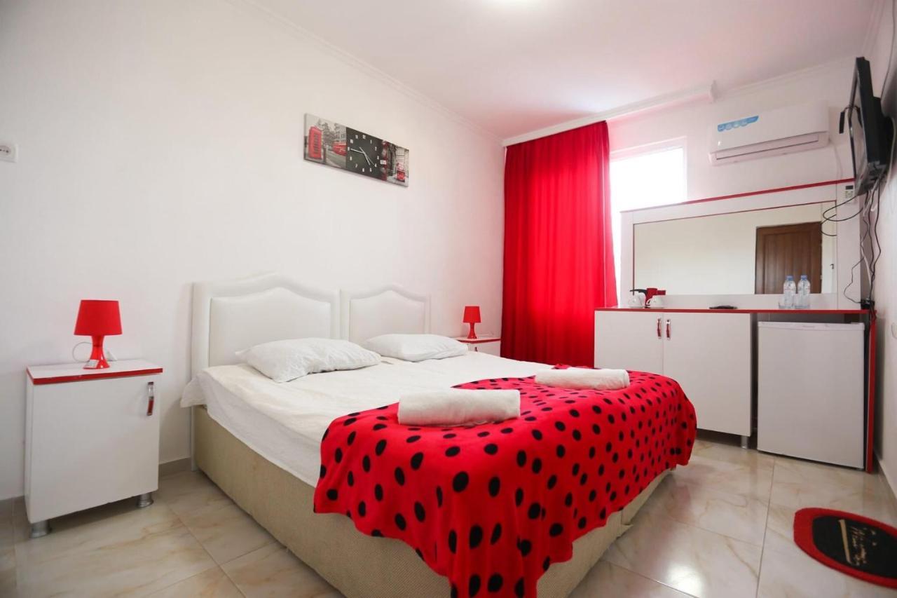 Theodora Hotel Ureki Ngoại thất bức ảnh