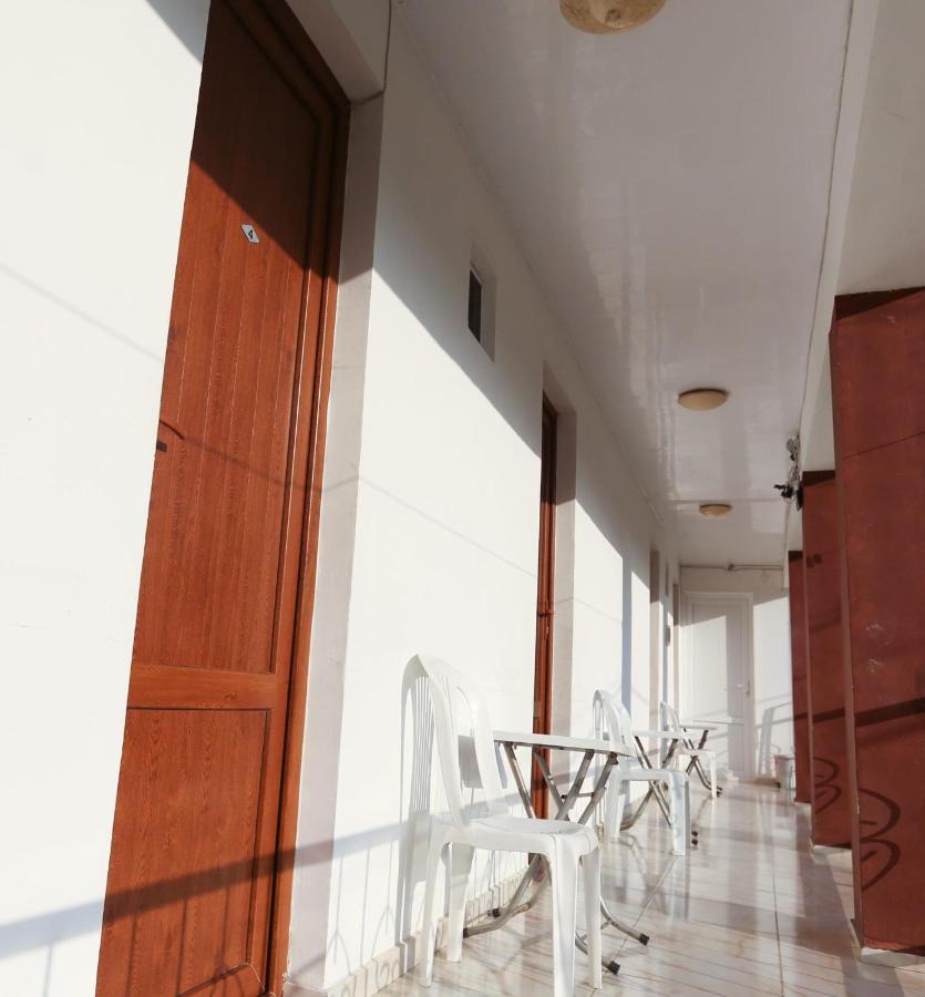 Theodora Hotel Ureki Ngoại thất bức ảnh