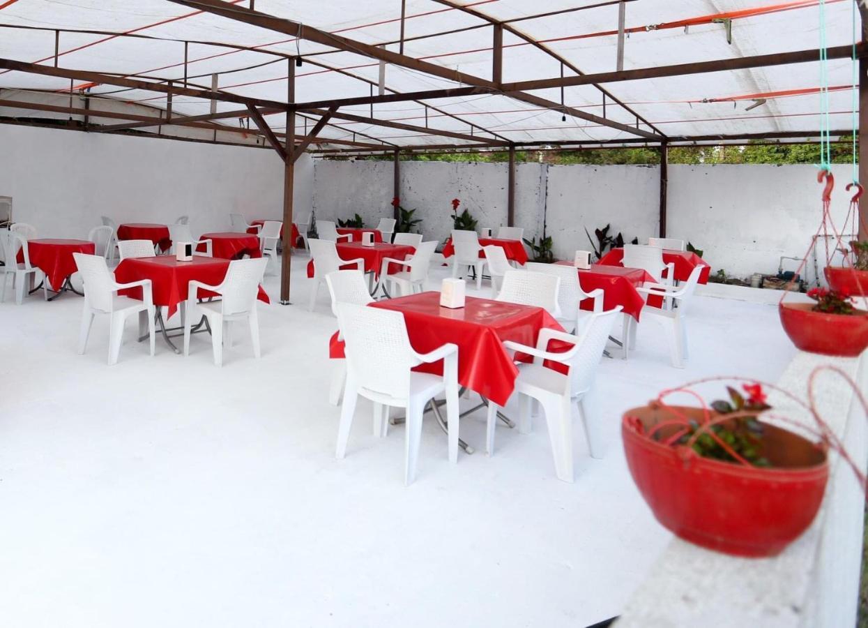 Theodora Hotel Ureki Ngoại thất bức ảnh