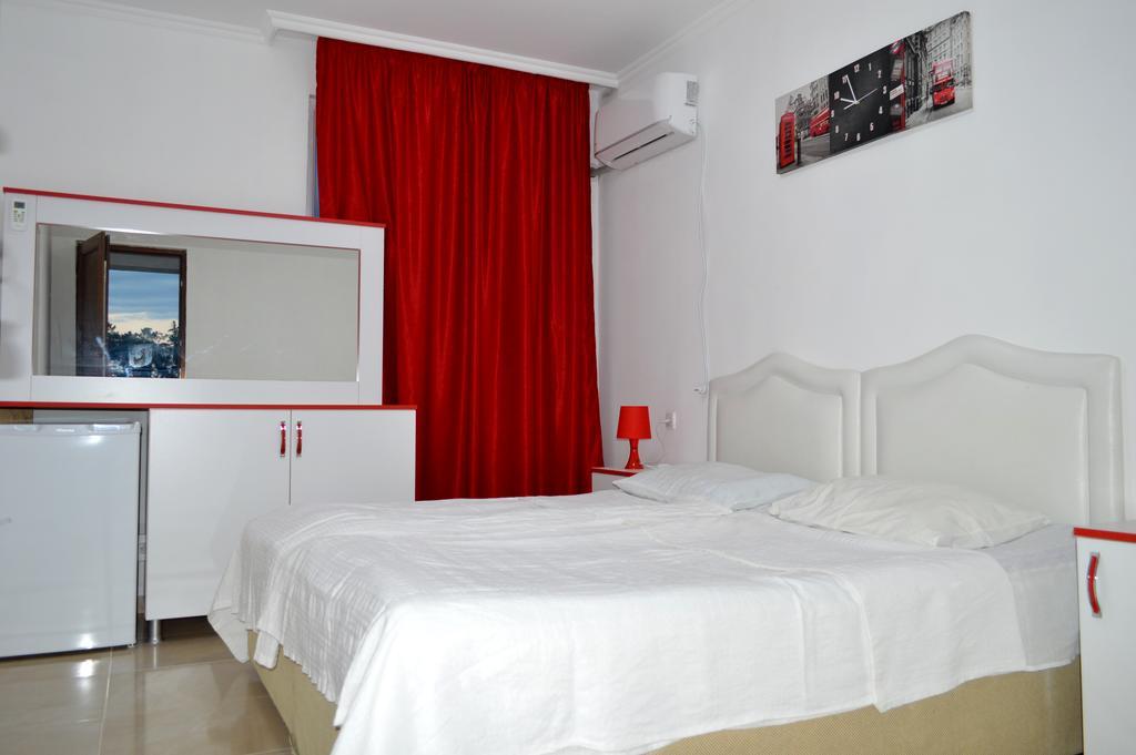 Theodora Hotel Ureki Ngoại thất bức ảnh